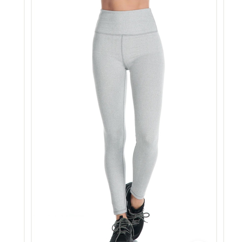 Kyodan Light Gray Herringbone Thick Leggings